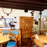 Hotel Baerenstueberl 3*