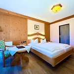 Bärenstüberl Hotel Schönau am Königssee