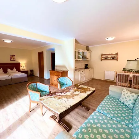 Baerenstueberl Hotel 3*