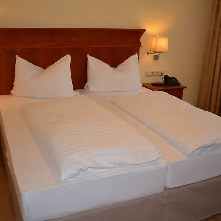 Ξενοδοχείο Baerenstueberl 3*